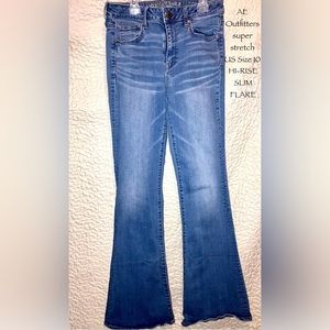 Women’s American Eagle Outfitters, sz 10…Hi-Rise Slim Flare blue jeans.